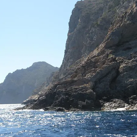 Su Briglioni Affitti Brevi * テウラーダ